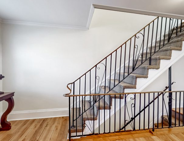 119-121-Longs-Hill-10122024_094649-Edit