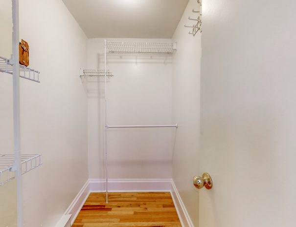 119-121-Longs-Hill-10122024_094825